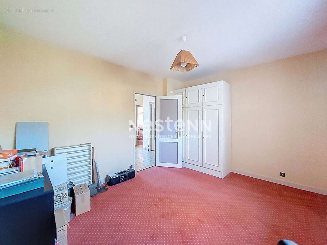 Maison à SAINTE-LUCE-SUR-LOIRE