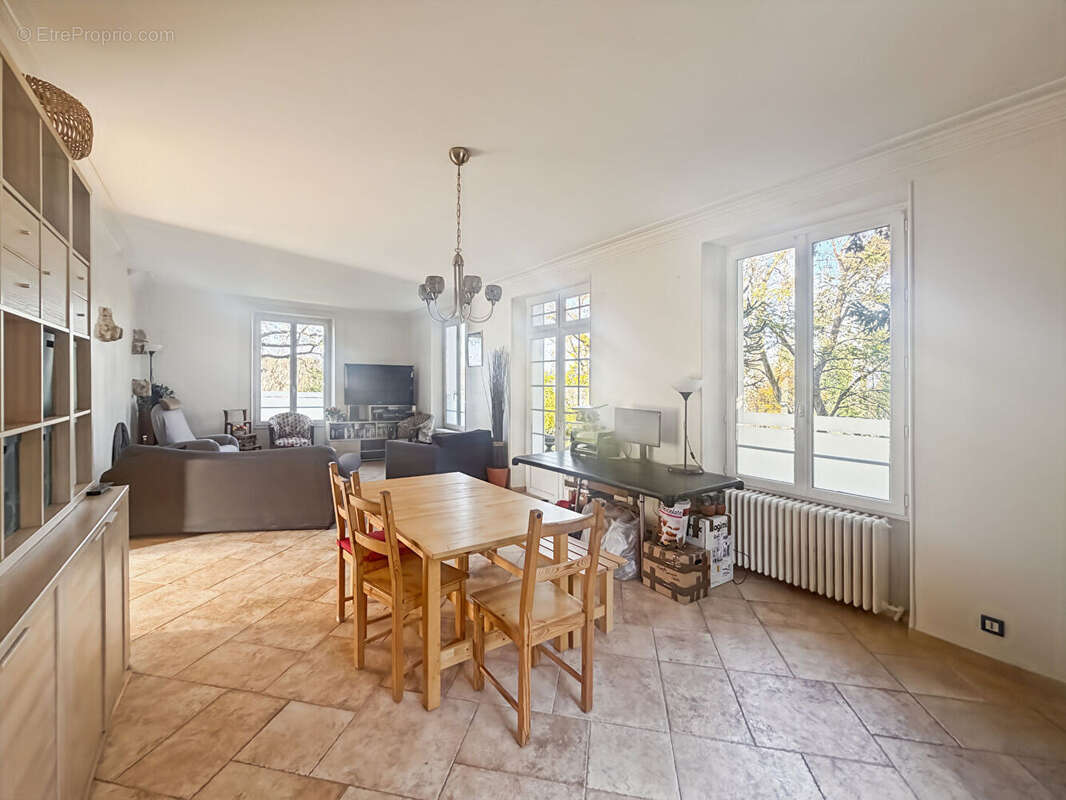 Maison à VILLEBON-SUR-YVETTE