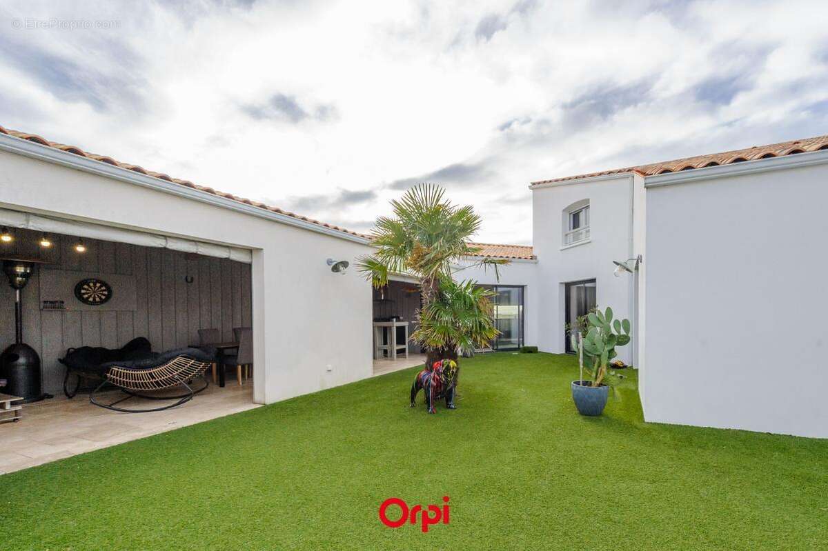 Maison à NIEUL-SUR-MER