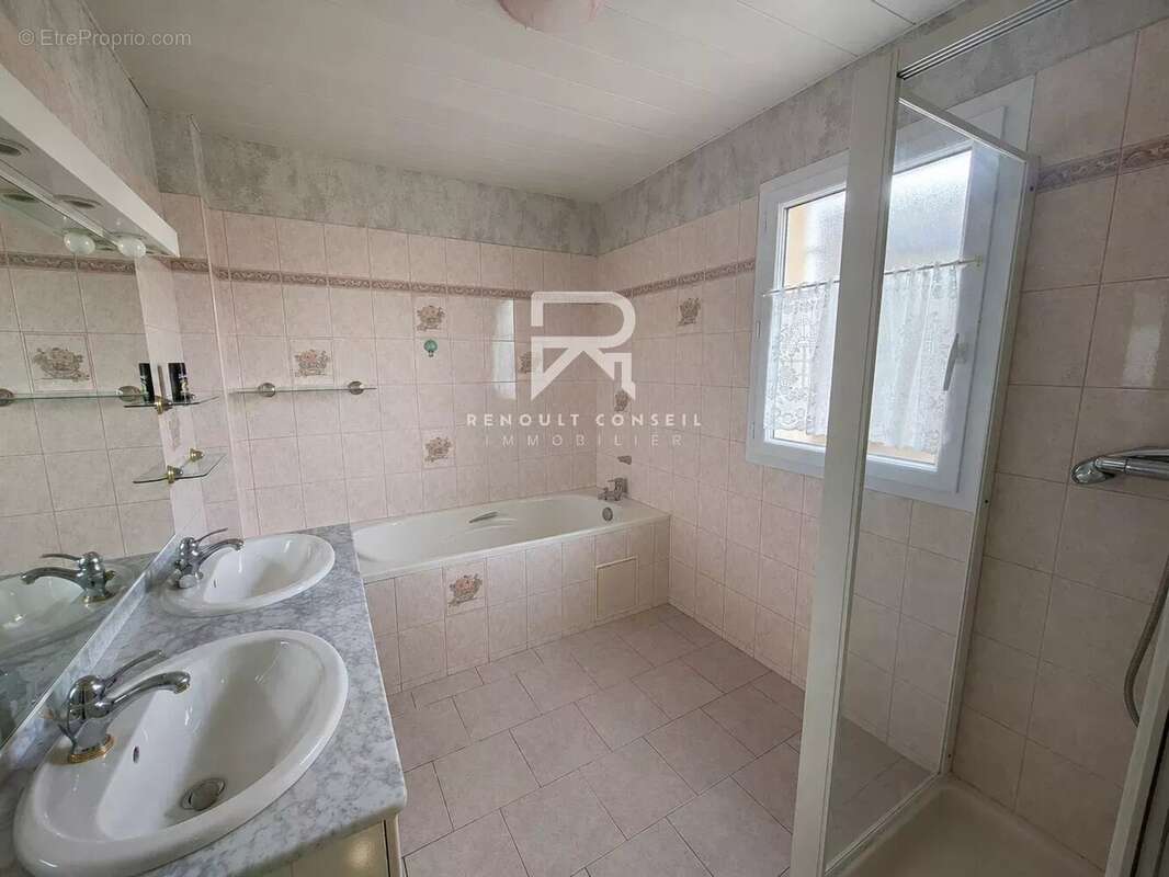 Maison familiale avec deux habitations pouvant être indépendantes - photo 18