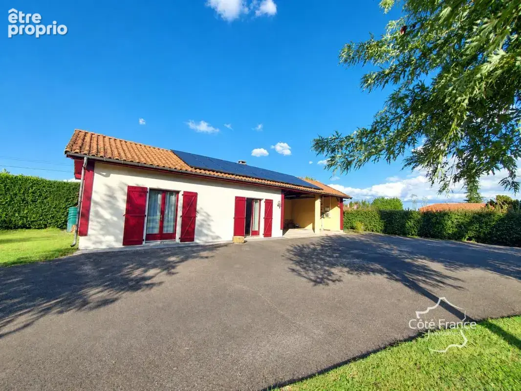 Propriété de 240 m2 avec deux habitations, dépendance, pisci - photo 2