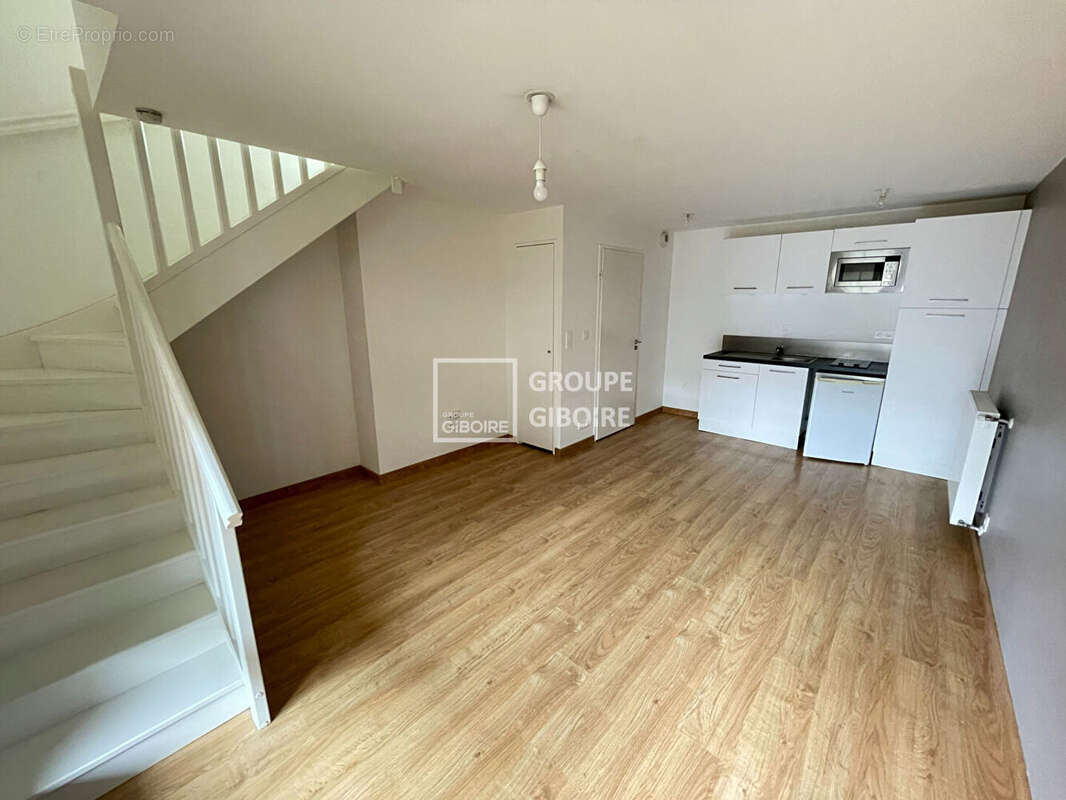 A VENDRE - AGENCE GIBOIRE - Appartement 3 pièces 52,72m² - RENNES - photo 2