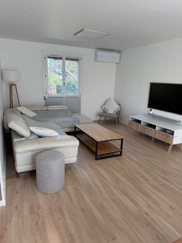 Maison à MAINVILLIERS