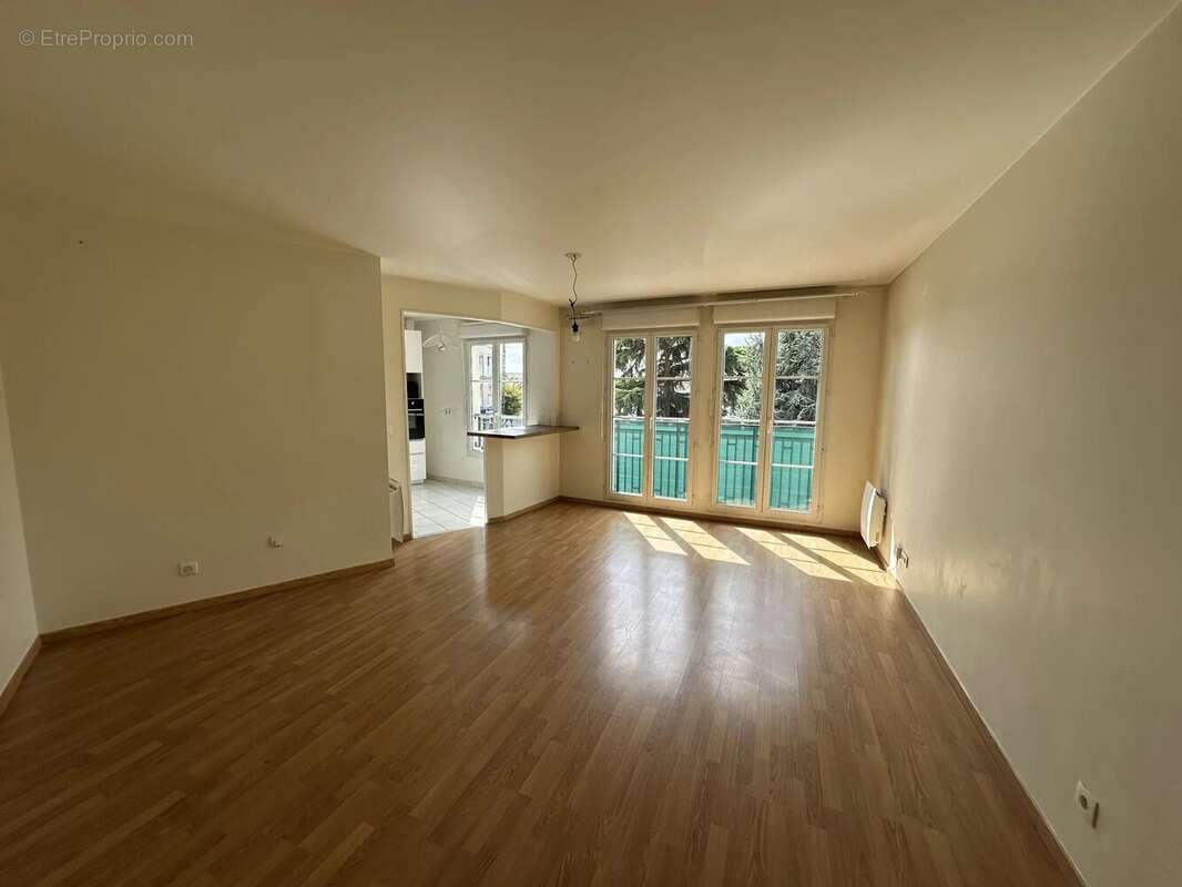 Appartement à MORANGIS