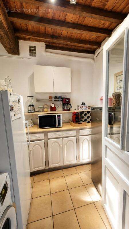 Maison de 5 pièces dans un village au calme - photo 5