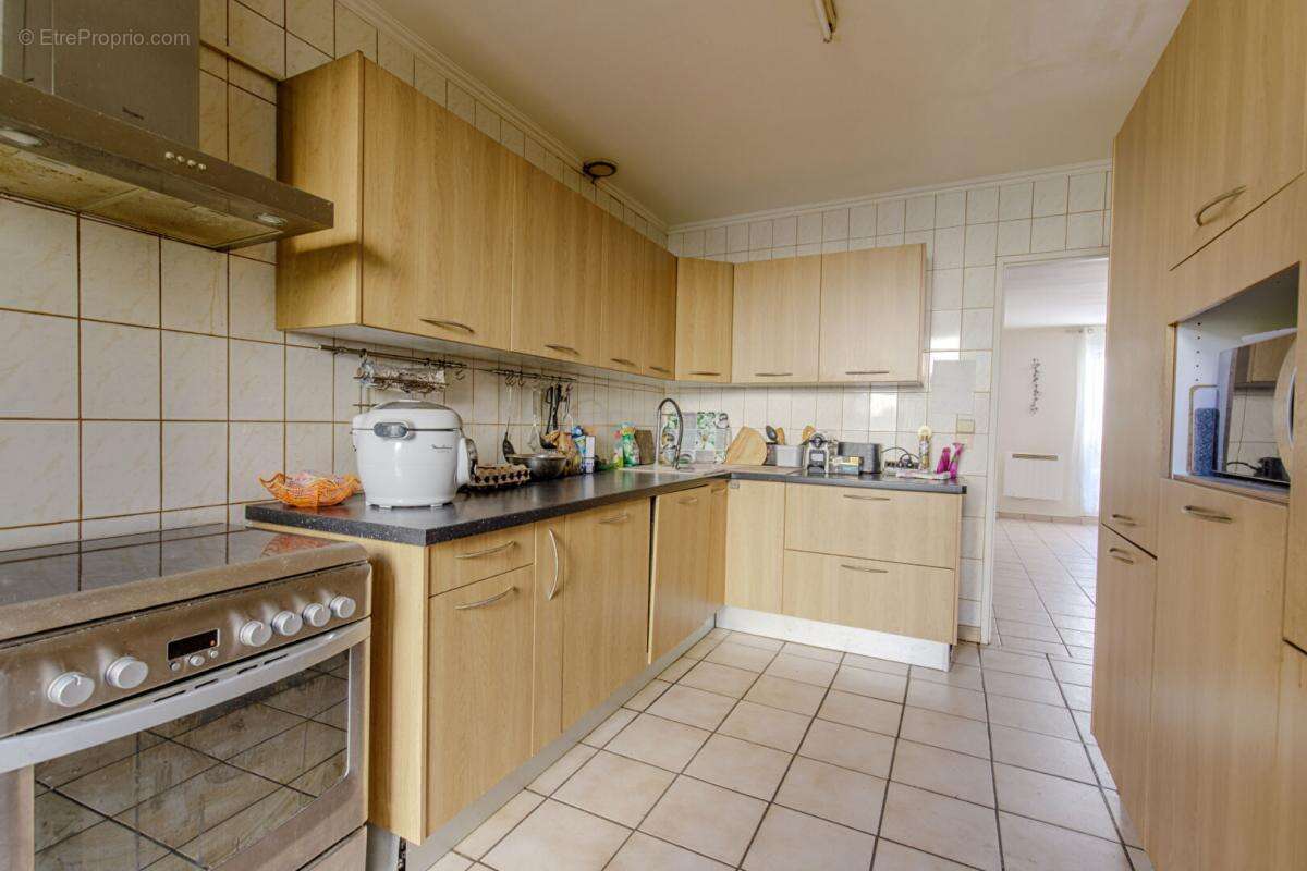 Maison à LES MUREAUX