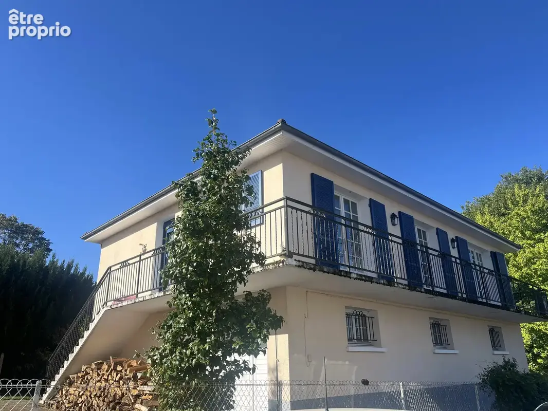 Photo Maison à Saint-Junien au prix de 164 300€
