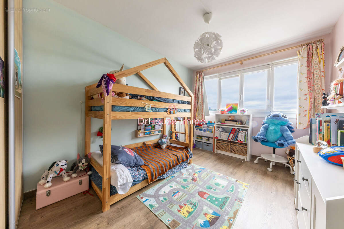 Appartement 78 m² à Maurepas  - photo 9