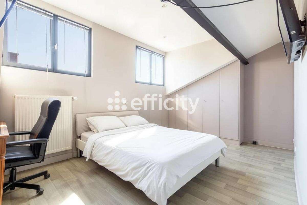 Maison 115 m² à Roubaix  - photo 12