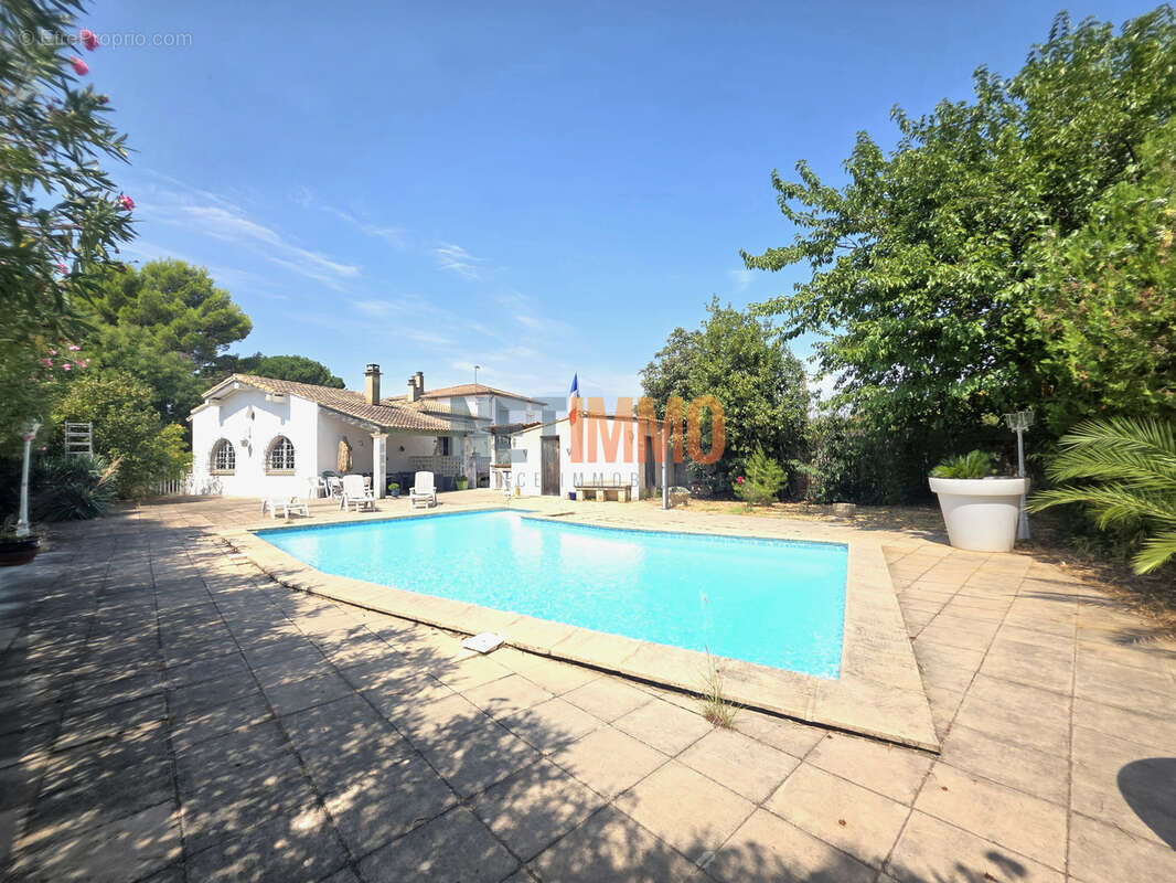 Maison à AIMARGUES