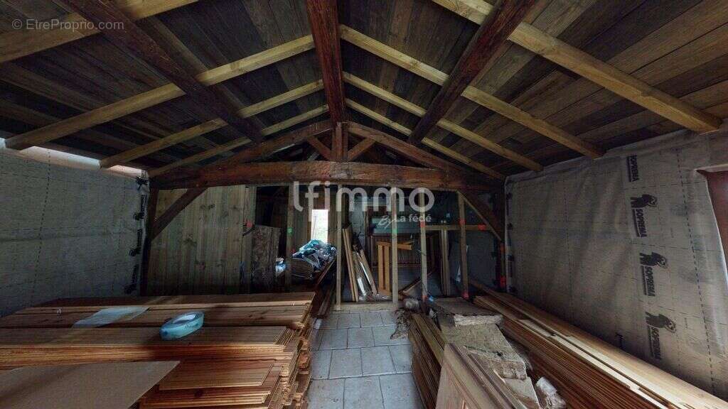 Propriété atypique – 2 bergeries landaises avec piscine - photo 8