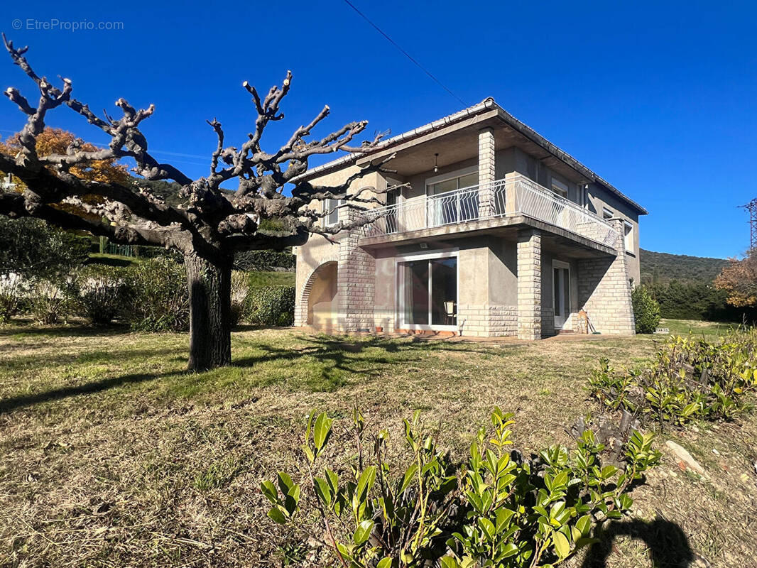 Maison à ROUSSON