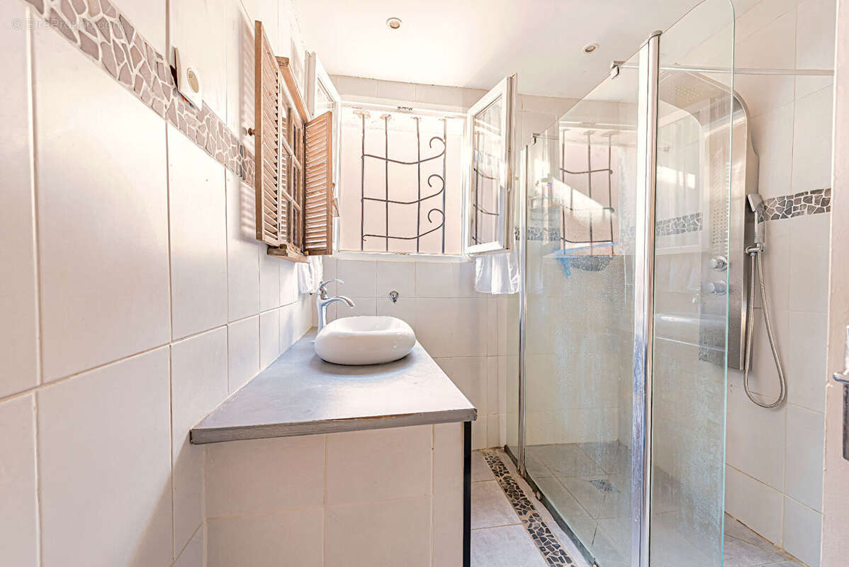 Maison à CHOISY-LE-ROI