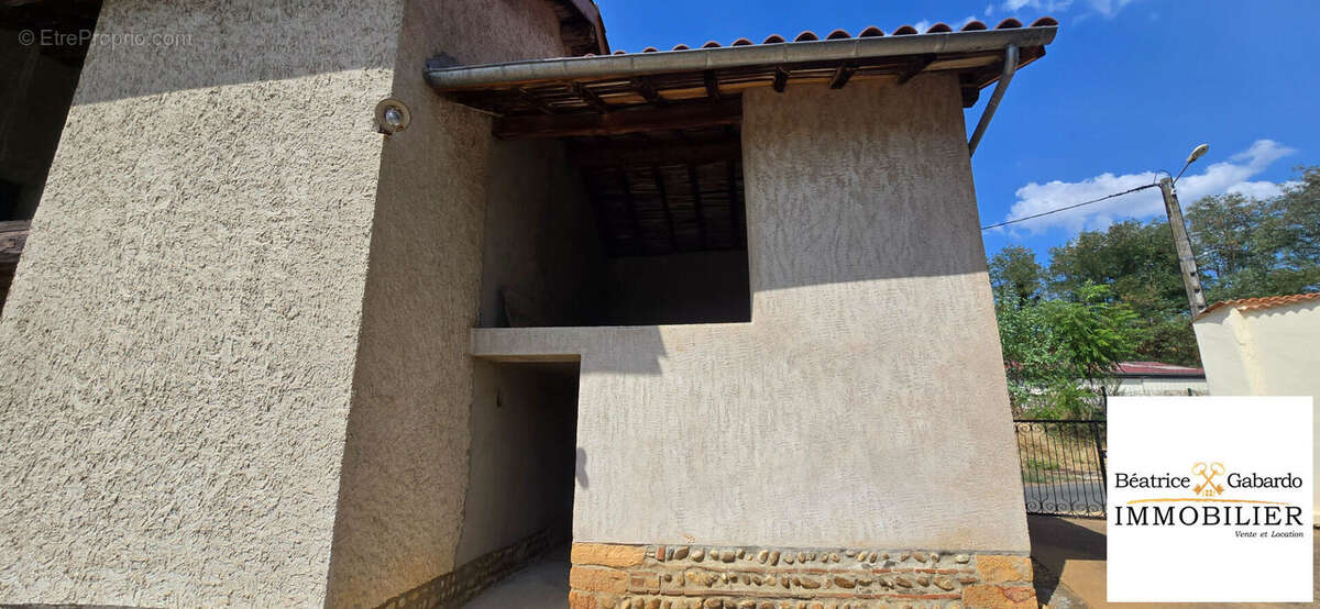 Maison Parcieux 4 pièce(s) 142 m2 - photo 4