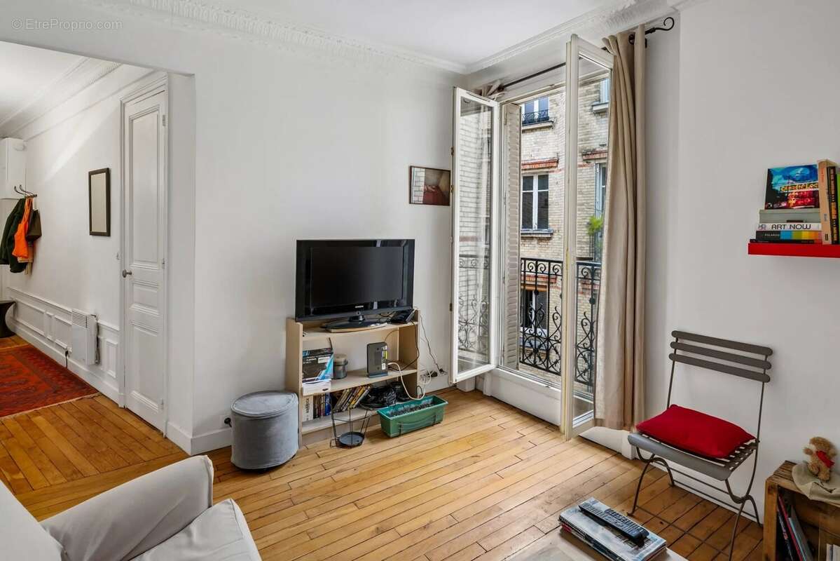 Appartement à PARIS-18E
