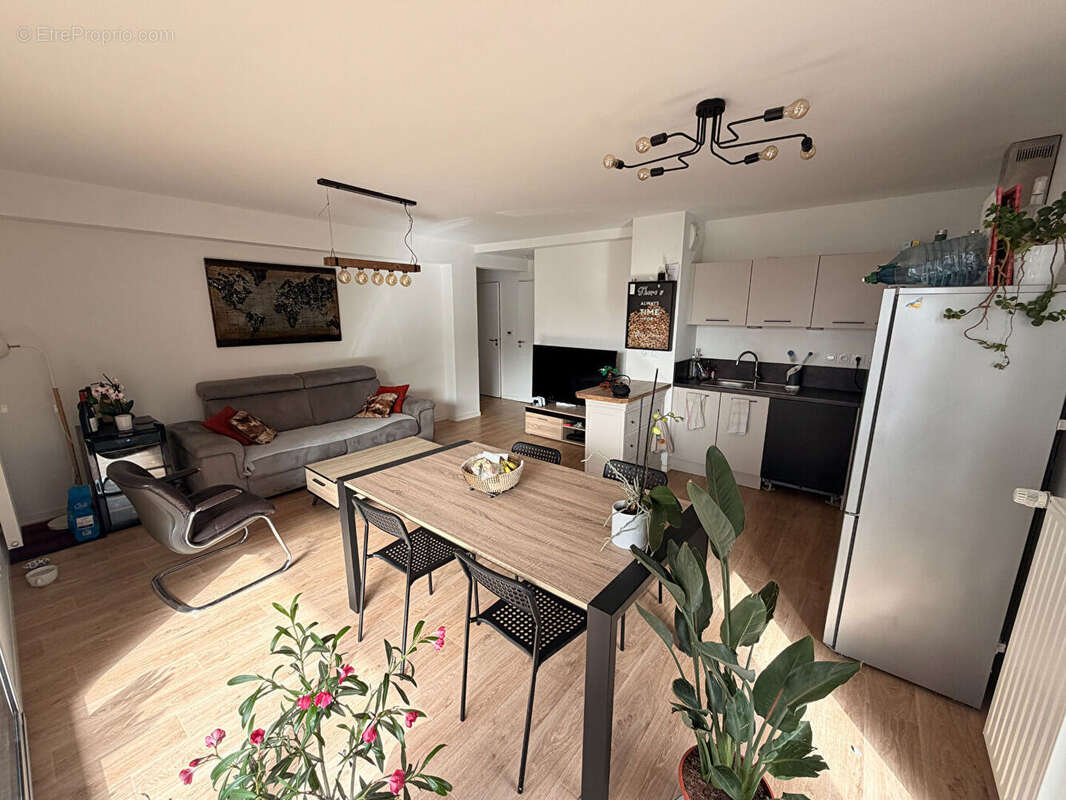 Appartement à NOYAL-CHATILLON-SUR-SEICHE