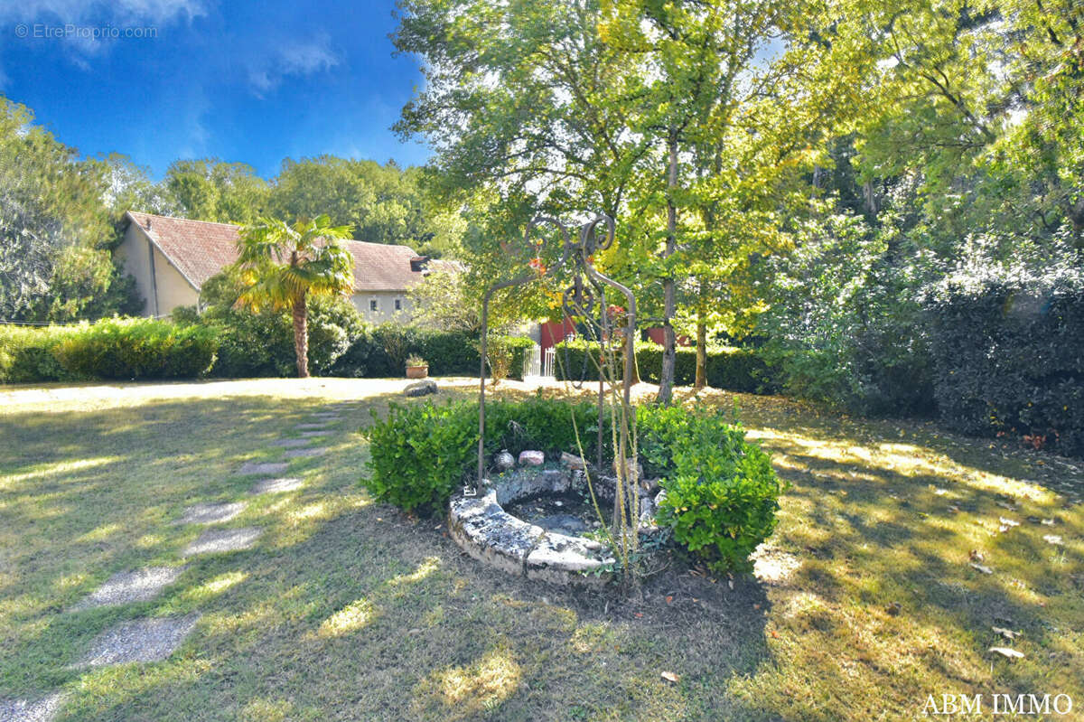 Maison à SAINT-LAURENT-DES-HOMMES