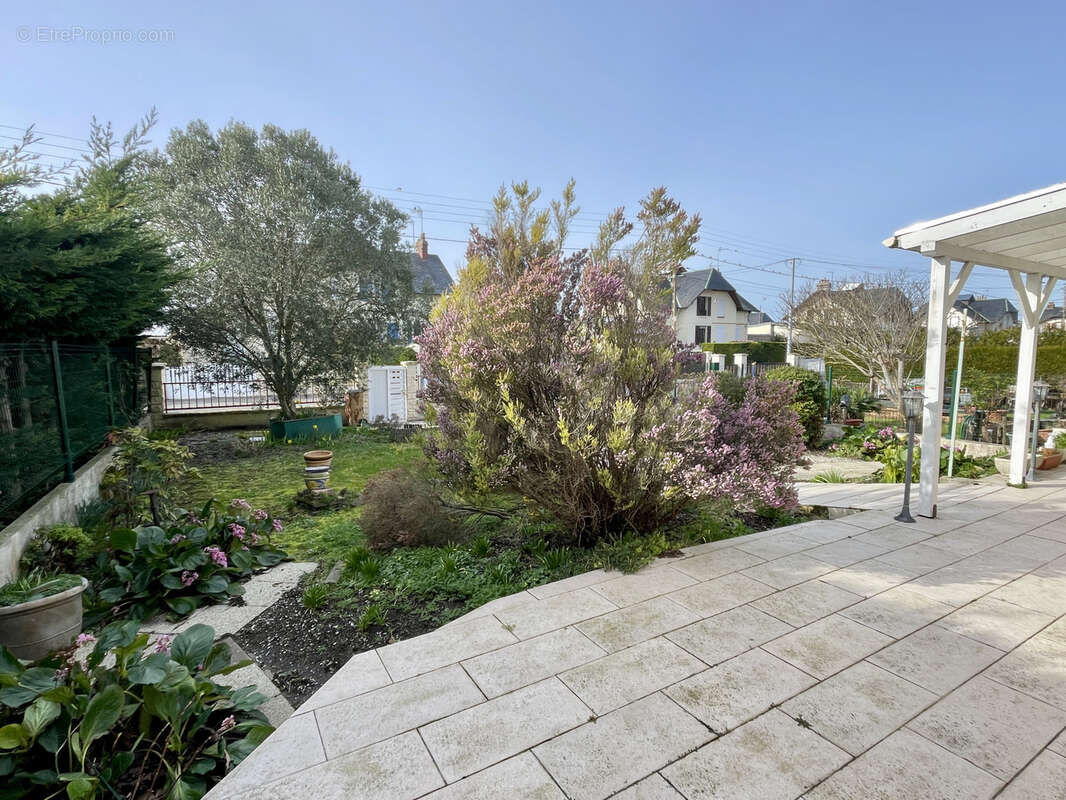 Maison à DIVES-SUR-MER
