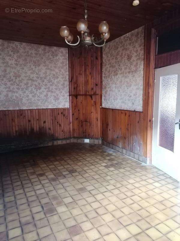 Maison individuelle a la campagne a renover entierement - photo 10