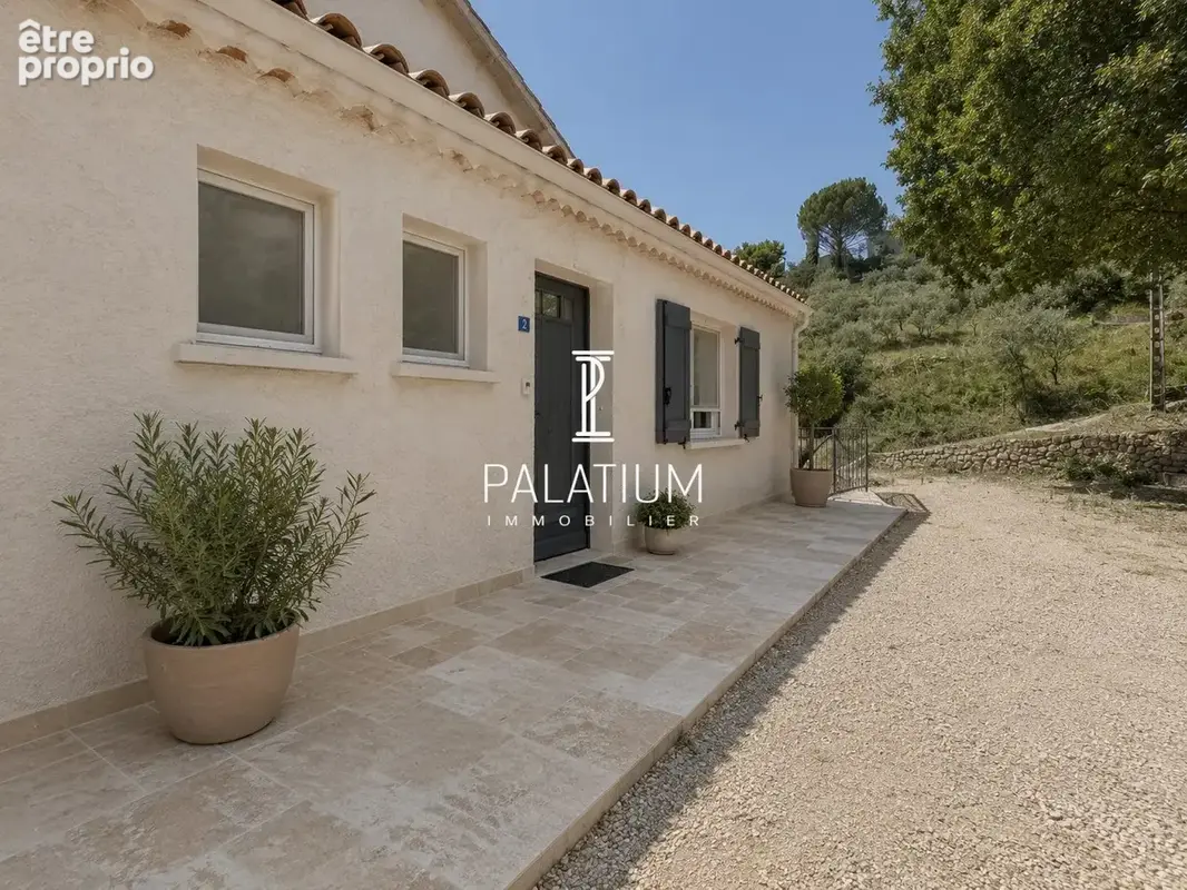 Appartement à GREOUX-LES-BAINS