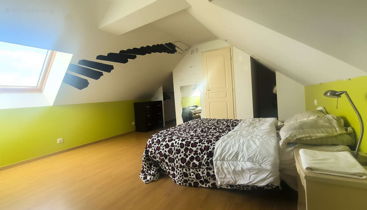 Maison à CHEZY-SUR-MARNE