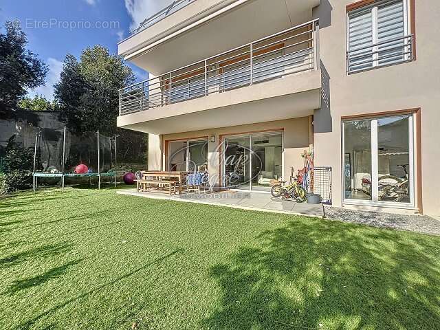 Appartement à CAVALAIRE-SUR-MER