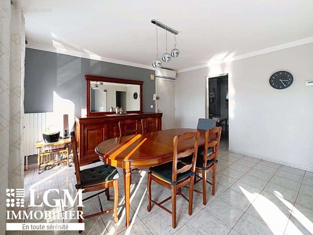 Appartement à VITROLLES