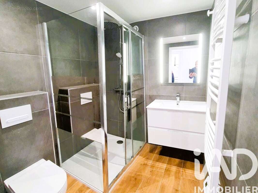 Commerce 98 m² à Saint-Maur-Des-Fosses  - photo 6