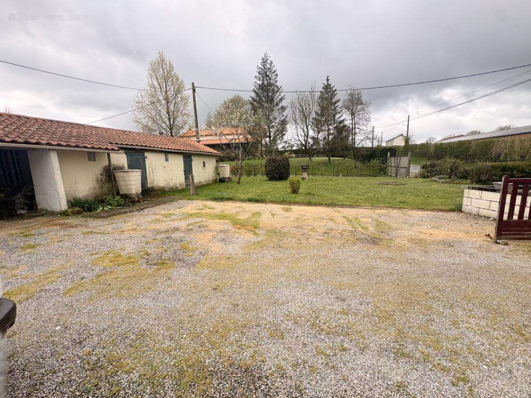 Maison 199 m² à L'absie  - photo 2