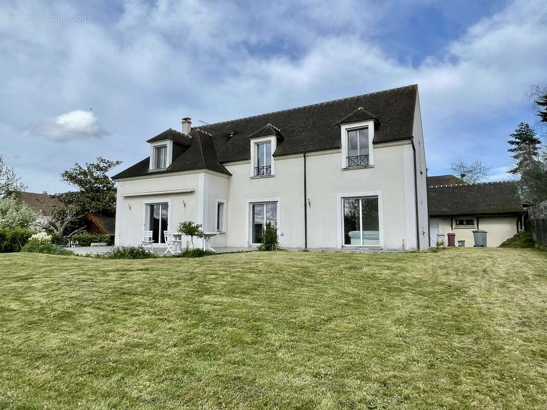 Maison à GOUVERNES