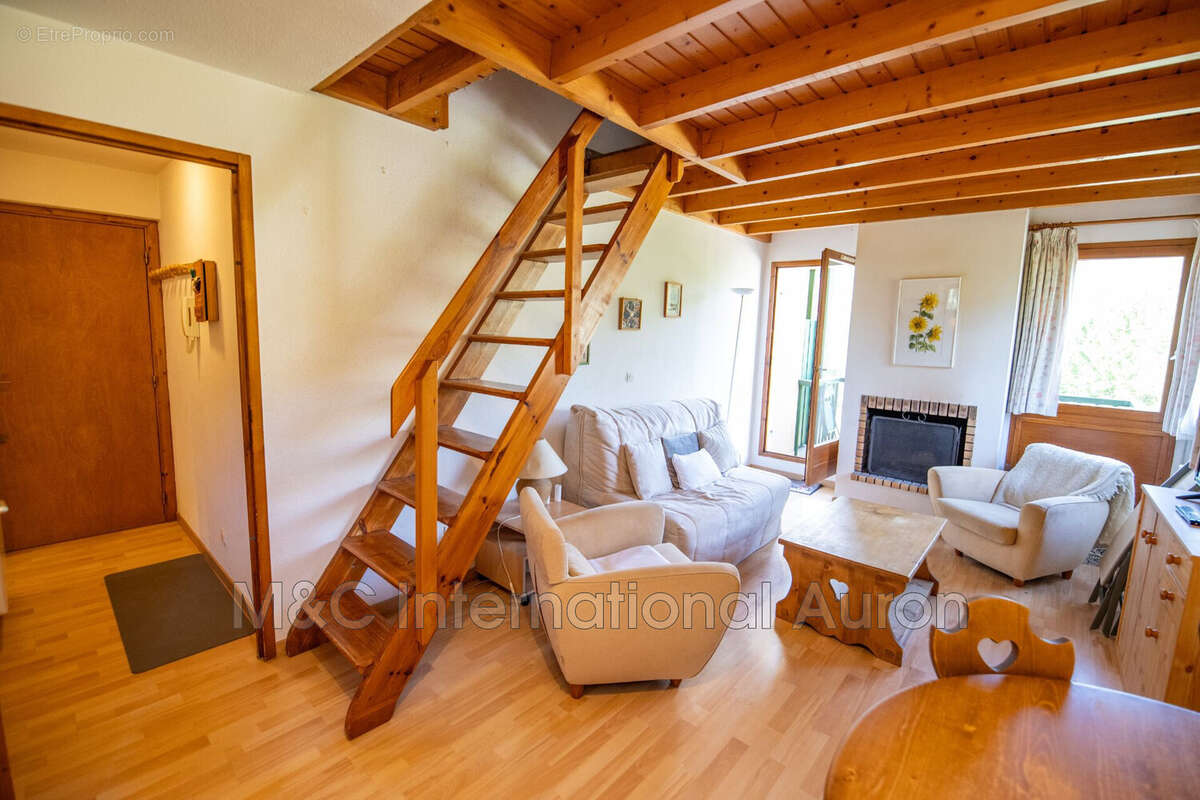 Appartement à SAINT-ETIENNE-DE-TINEE