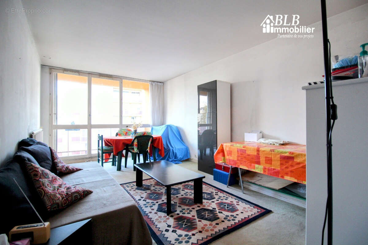 Appartement à ELANCOURT