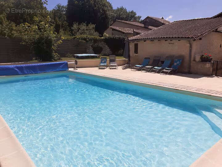 Maison à MONTAGRIER