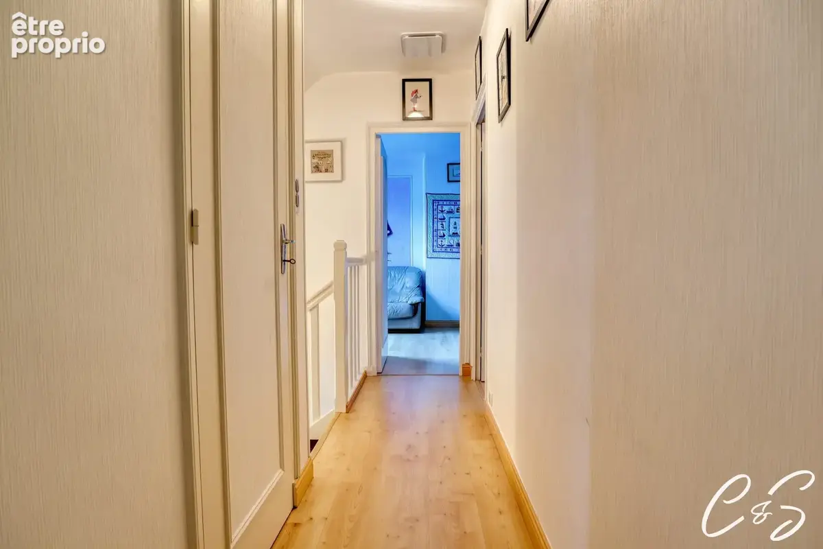 Maison 94 m² à Plomeur  - photo 9