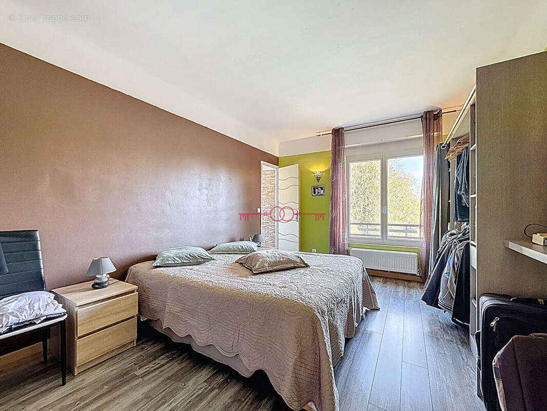 Maison à SAINTE-MENEHOULD