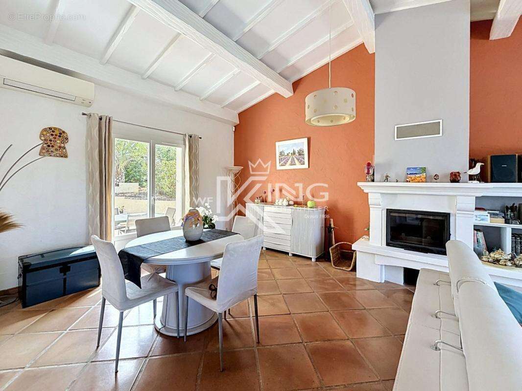 Maison à FREJUS