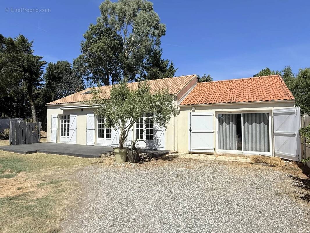 Maison - 5 pièces - photo 3
