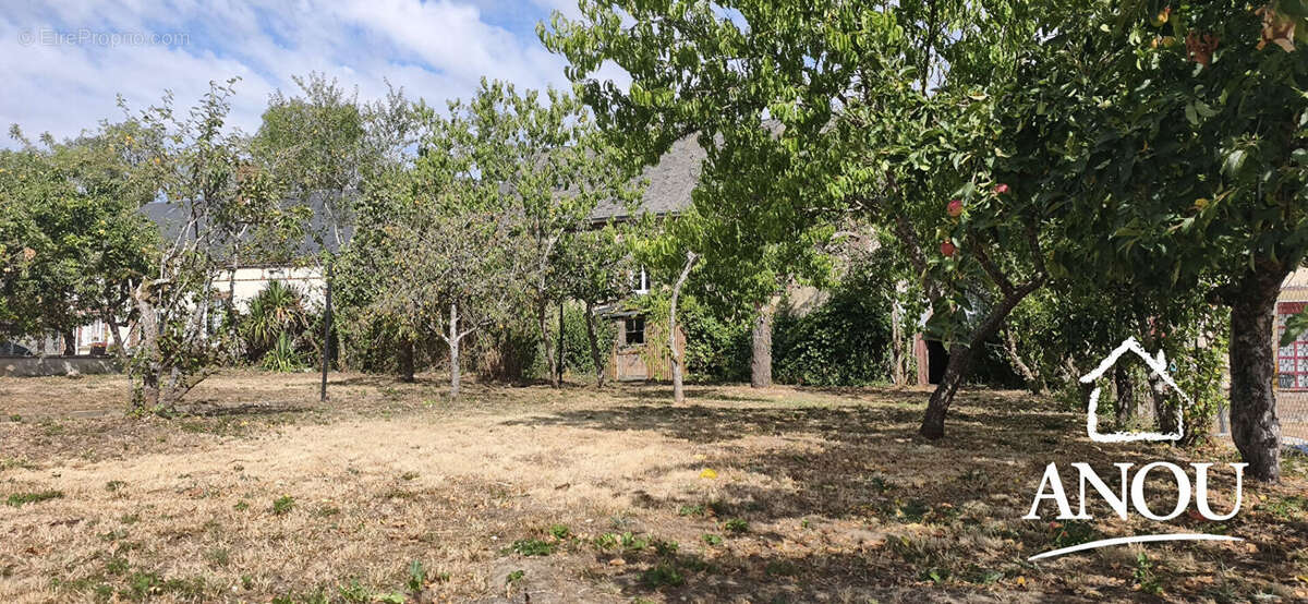Maison a renover avec jardin - ideal investissement locatif - photo 11