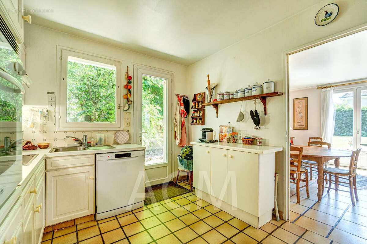 Maison à MAISONS-LAFFITTE