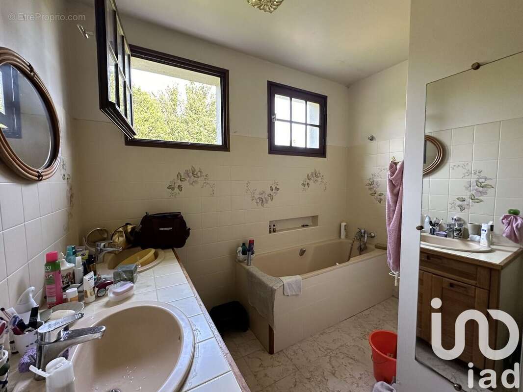 Photo 8 - Maison à PLOUNEVEZ-MOEDEC