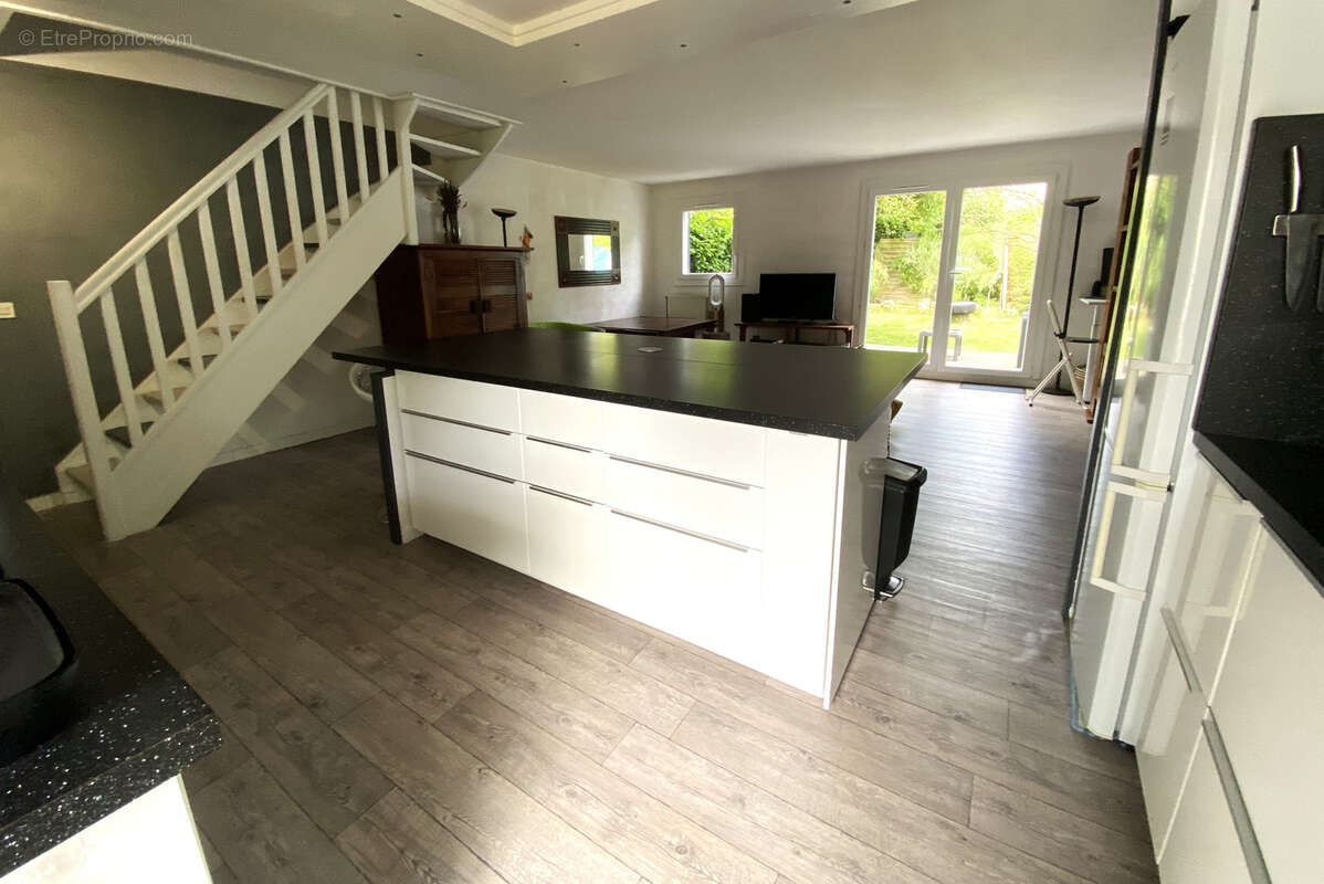 Maison à MAGNY-LES-HAMEAUX