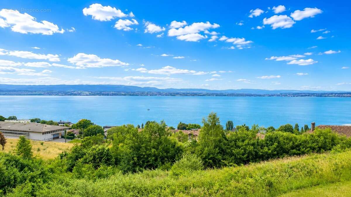 Appartement à EVIAN-LES-BAINS