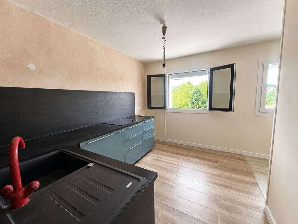 Appartement 32 m² à Cran-Gevrier  - photo 5