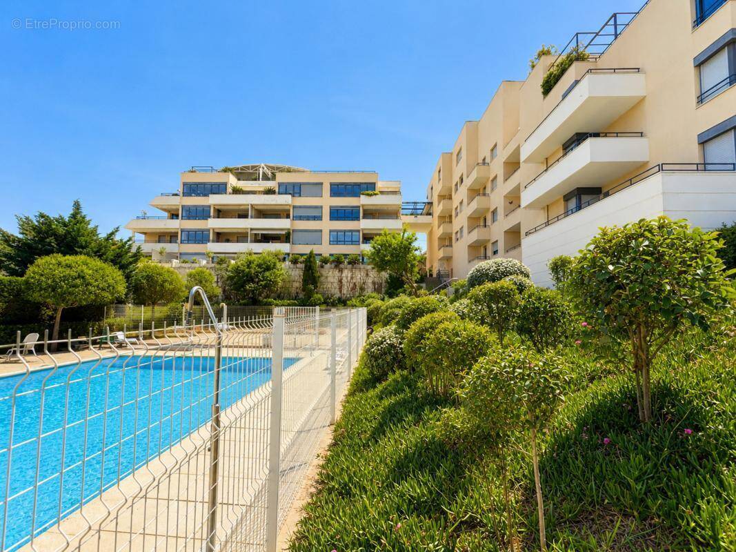 Appartement à MARSEILLE-8E