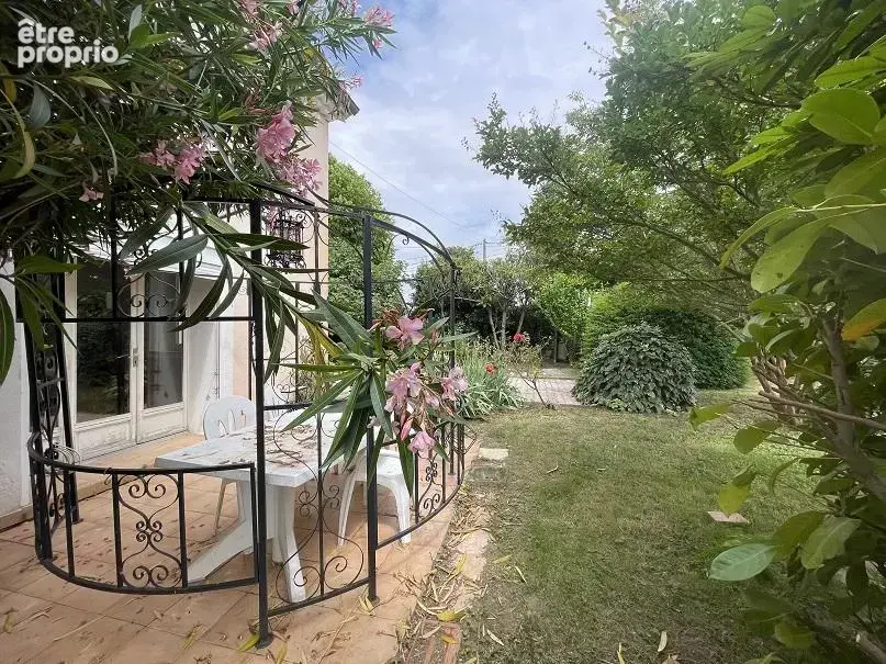 Maison 181 m² à Loriol-Sur-Drome  - photo 3