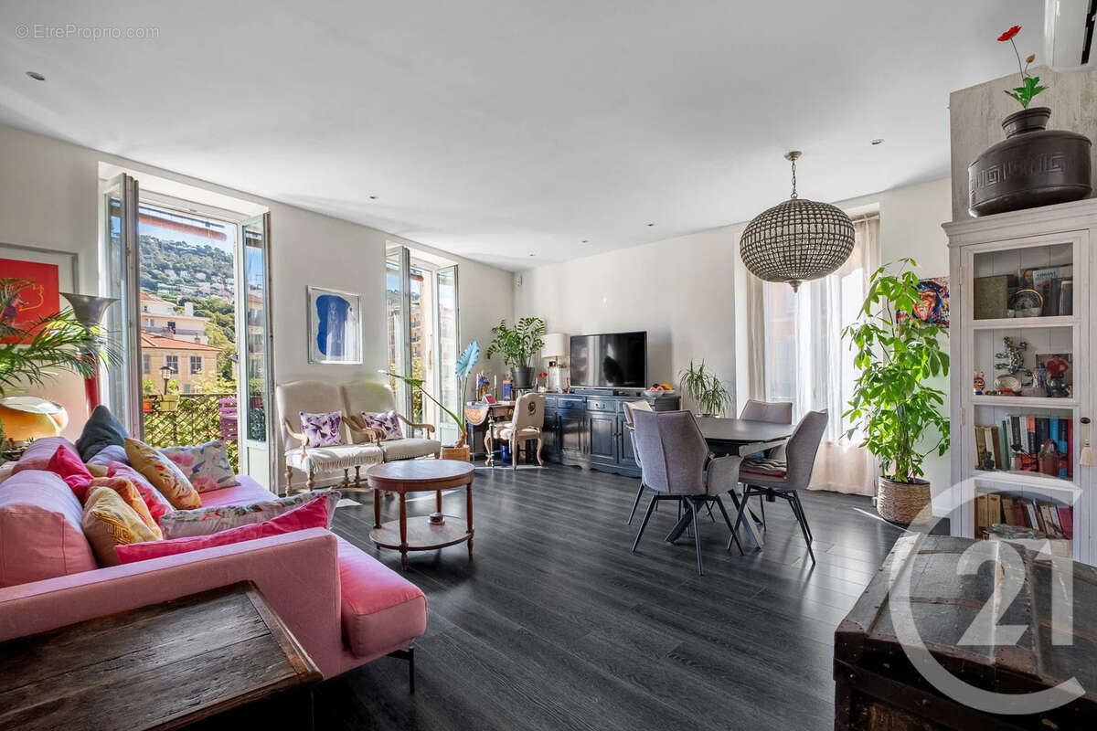 Appartement à NICE