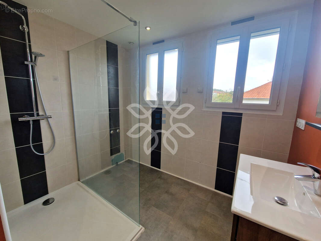 Maison à LEMPDES-SUR-ALLAGNON