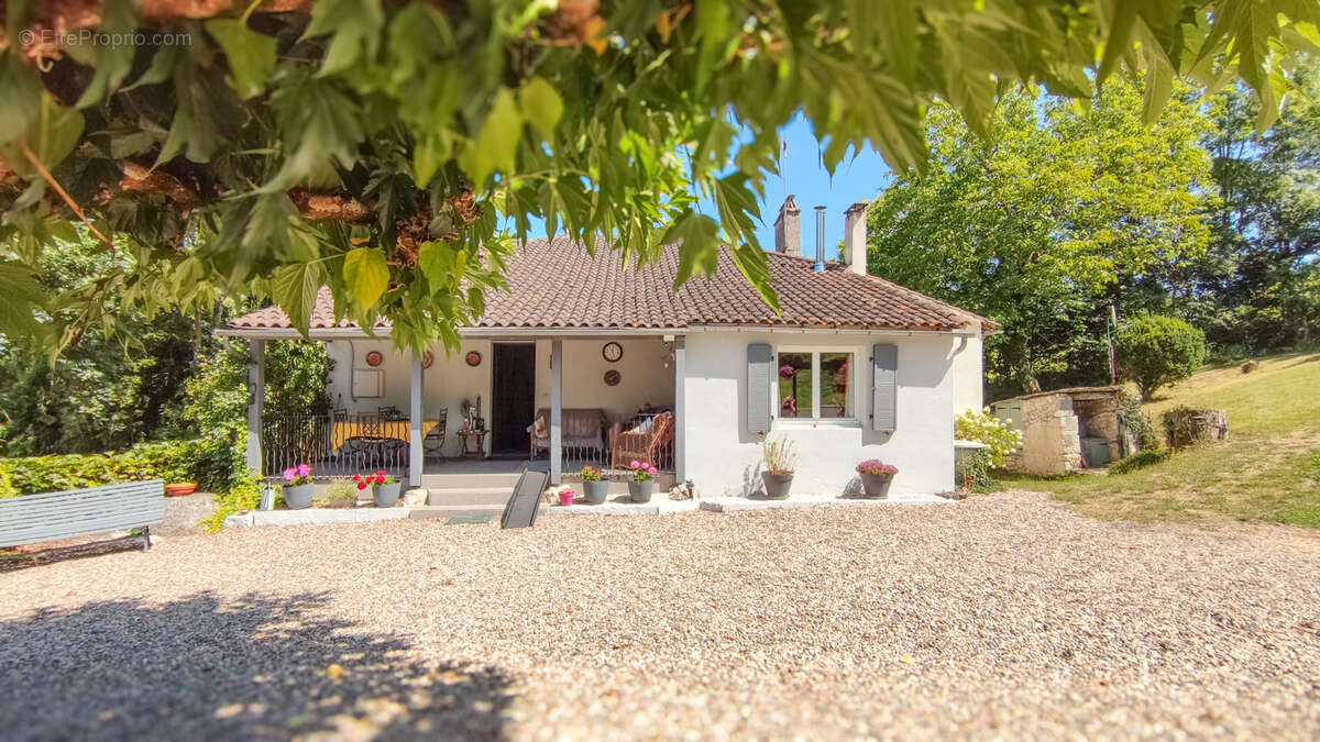 Maison à BAGAT-EN-QUERCY