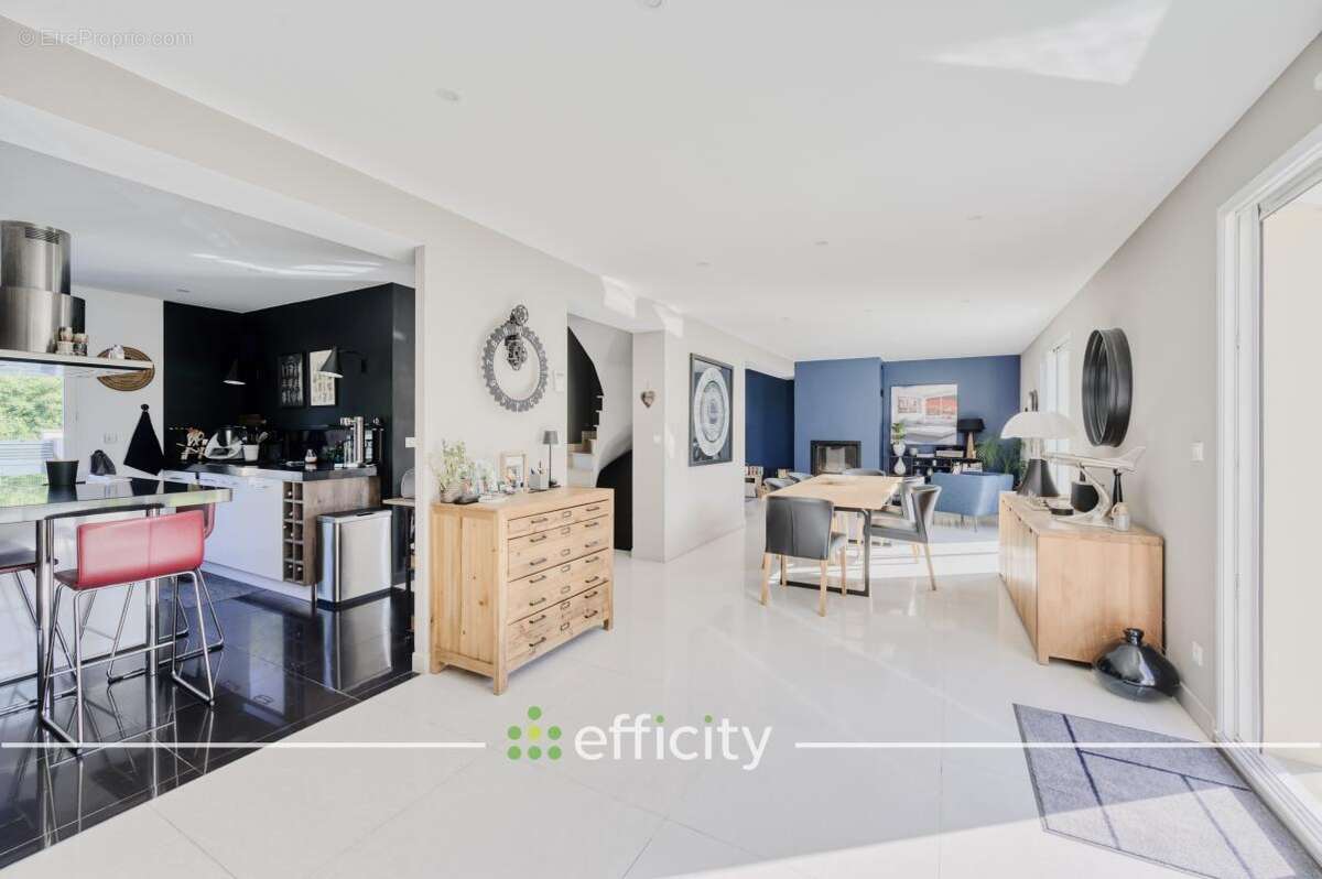 Maison à SOISY-SOUS-MONTMORENCY