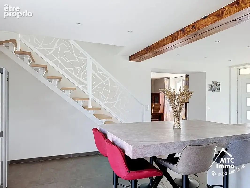 Maison T5 205m2 - photo 8